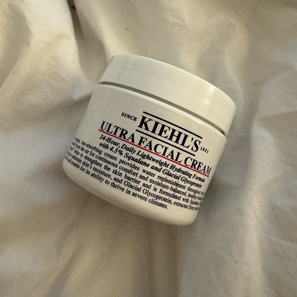 Kiehls Ultra Facial Cream 1.7 fl oz - Picture 2 of 4